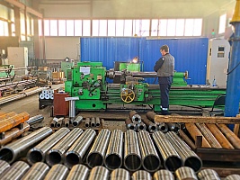 Токарно-винторезный 1М63 РМЦ-3000